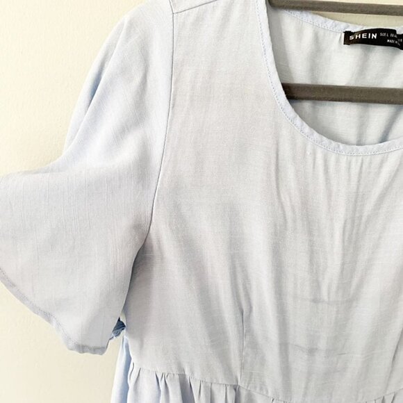 5/$25 Shein light blue short sleeve ruffle tier crop top - Size Large - Picture 2 of 7